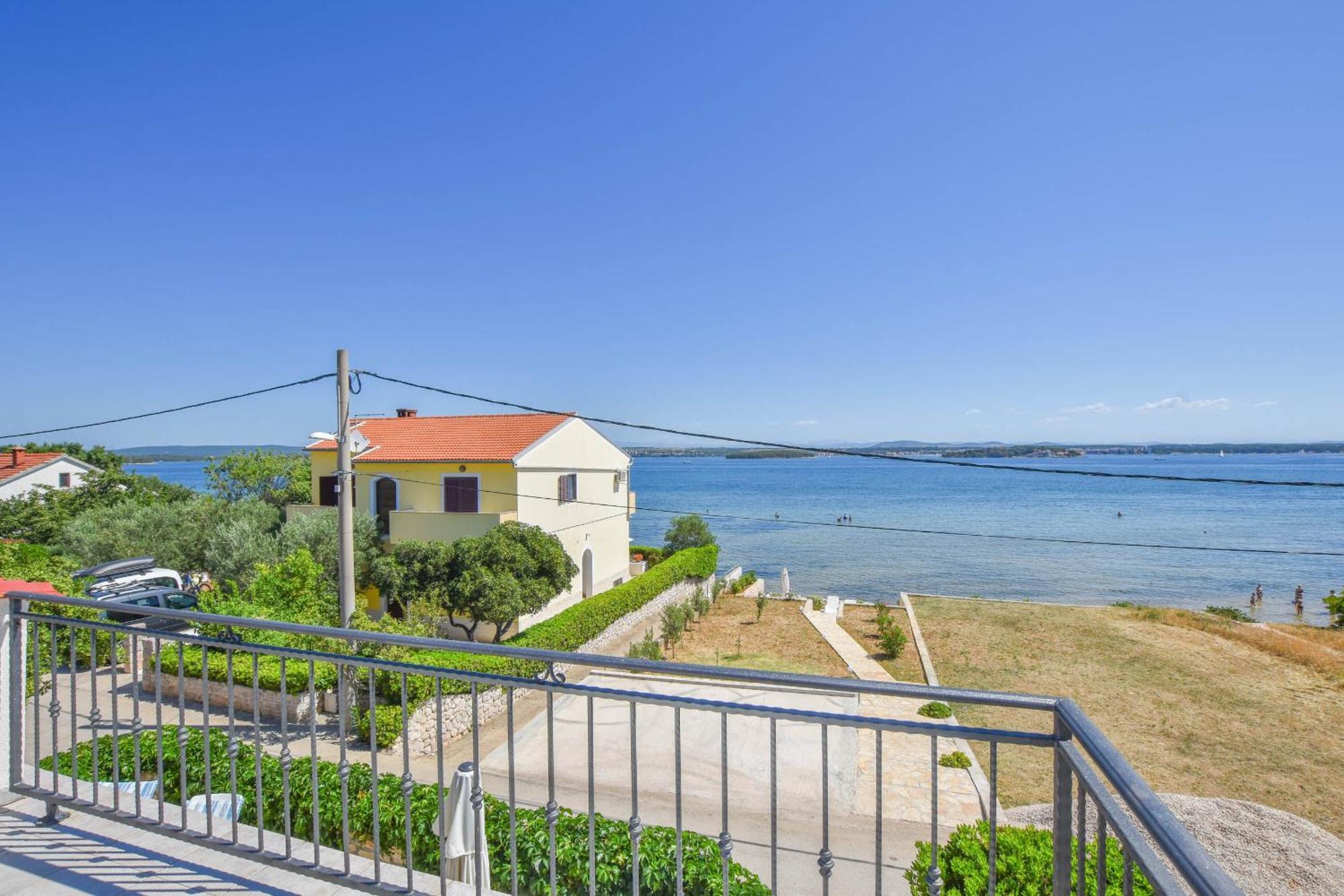 Apartment Blazenka - 20M From The Sea تكون المظهر الخارجي الصورة